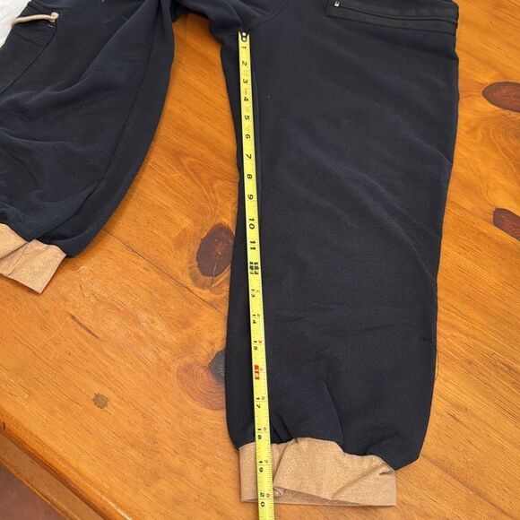 Zumba 2 Piece Set GALACTIC GOLD Comfy Capris Sweat Pants + Top - Picture 17 of 17